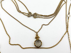 Vintage Signed Goldette 3 Strand Carved Clear Cameo Bezel Necklace Gold Tone