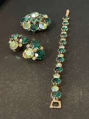 Weiss Emerald Green & Aurora Borealis Set (Brooch, Bracelet, & Earrings)