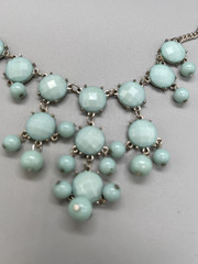 16 inch light green Faceted Round plastic Stone Statement Necklace bl01