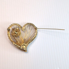 Vintage Signed Brooks Gold Tone Heart Rose Harp Strings Brooch Pin Alloy Metal