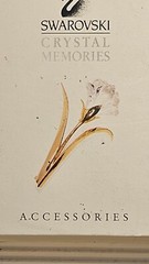 SWAROVSKI~Crystal Memories~*LILY OF THE VALLEY GOLD TONE PIN*~1.69″ Tall~Box~COA