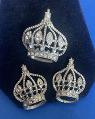 Vintage GoldTone Rhinestone & Faux Pearl Crown Brooch & Earrings Vintage Set I24