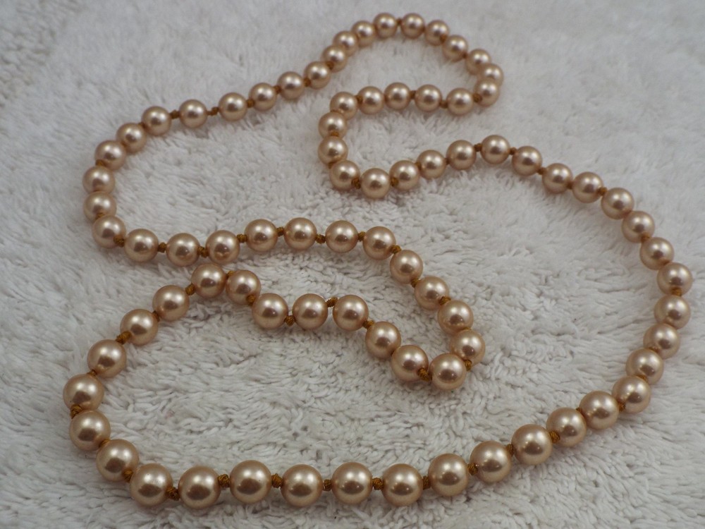 Champagne Bead Knotted Continuous Necklace (J47)