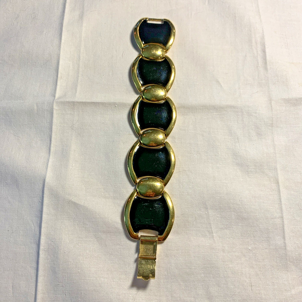 Vintage Signed Napier Black Enamel & Gold Tone Chunky Link Vintage Bracelet 8″