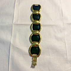 Vintage Signed Napier Black Enamel & Gold Tone Chunky Link Vintage Bracelet 8″