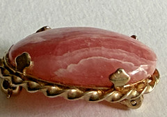 Vintage Gold Filled Brooch & Oval Pink Rhodochrosite Stone 1″ Long