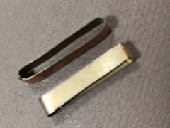 Gold Plate Antique Pair of Childs or Adults Hair Clips- 1″ Wide Marked 1 / 10