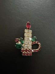 Vintage Well-made Christmas Candlestick Brooch Pin Holiday Candlelight