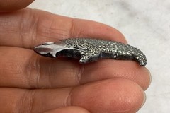 Vintage Shube 925 Sterling Silver Textured Buffalo Pin Brooch
