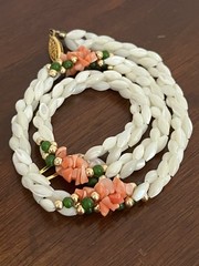 Vintage Beachy Necklace 17″ – Mother of Pearl Pink Coral 3 Strand Twisted