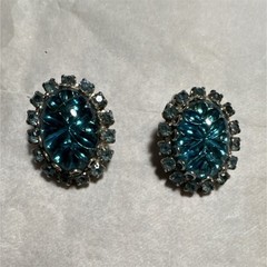 Judy Lee Vintage Blue Cluster Clip-On Earrings Oval Fashion Signed