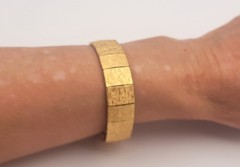 Vintage Emmons Brushed Gold Tone Bracelet 7 inches Great Condition!