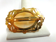 vintage cameo y gold plated hd carved sz 1.75 in tall wtg 11.3 grams bust