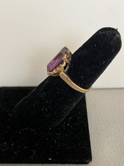 Vintage Antique Art Deco 10Kt Yellow Gold Synthetic Purple Sapphire Ring 5.25sz