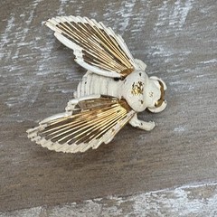 Monet Brooch Bee White Enamel Gold Tone Vintage 1 1/2″