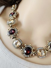 Simulated Chocolate Garnet & Aurora Borealis Rhinestone Choker Necklace 17″