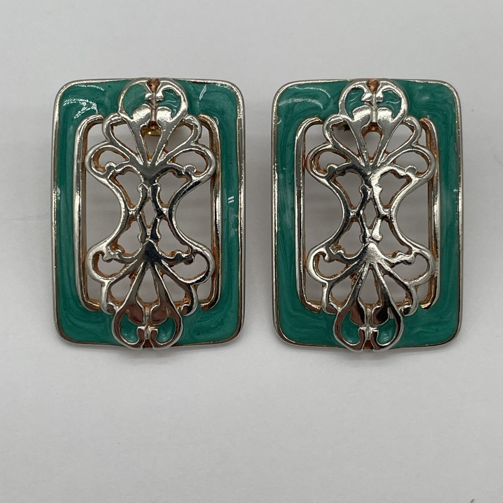 Vintage Style SilverTone Rectangular Earrings With Teal Border & Filigree Center