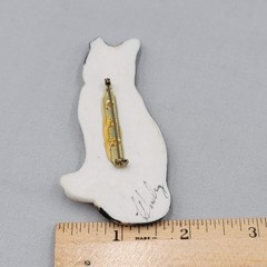 Vintage Ceramic Handpainted Calico Kitty Cat Brooch* 3.5″