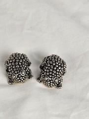 Vintage CABOT Signed Modernest Silver Alloy Textured Frog Clip-on Earrings