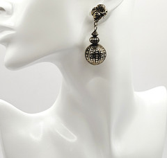 Four Leaf Clover Ornament Ball Drop Dangle Silver Tone Vintage Pierced Earrings