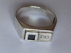 Vintage men’s signet ring sterling silver 925 Size 11.5 wt. 5.4 g.
