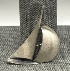 Signed Beau Sterling Silver 3D Sailboat Pin Brooch Vintage Nautical Boat