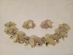 Vintage Beige Stone Thermoset Bracelet & Clip Earrings Beautiful!