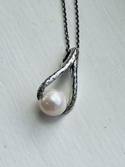 Vintage Designer G&H Sterling Silver Freshwater Pearl Pendant Necklace
