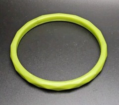 Vintage (1 Bakelite!) 8 Piece Lot Assort Bangle Bracelets Multi Variety Costume