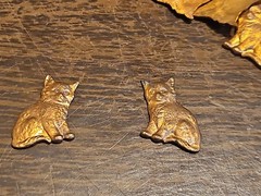 Lot 100 Matching Cats R L France Vintage 60s Brass Stampings Findings Jewelry