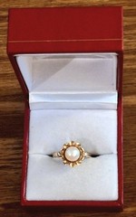 Vintage Estate 10K Yellow Gold Ring with Cultured Pearl!! Size 5.75!! 2 Grams!!
