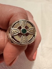 Vtg 925SterSilver/Gold Pltd Sz 8.25-14g Embellished Emerald Gemstone Ring!