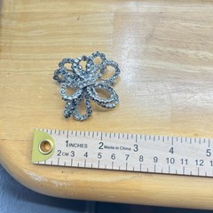 Brooch Vintage Silver Tone Layered Bow Smoky Rhinestone Statement Pin Accessory