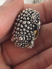 Vintage CABOT Signed Modernest Silver Alloy Textured Frog Clip-on Earrings