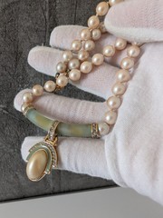 Vintage Rare Givenchy Faux Pearl Statement Choker Necklace 15.5″