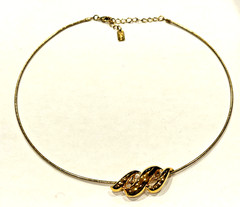 LIZ & CO. OMEGA SNAKE CHAIN CHOKER GOLD SLIDE SWIRL PENDANT Necklace 1980S EUC