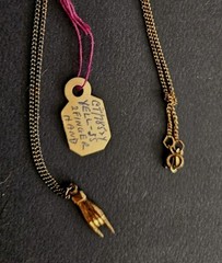 1950s CeeTee STERLING Mano Cornuto Good Luck Hand Pendant 19″ Chain & Hinged Box