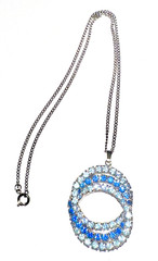 STUNNING Vintage Blue Rhinestone Swirl Pendant Necklace Silver Tone 15″