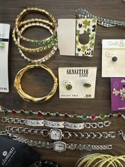Lot 1 Vintage And New Jewelry 32