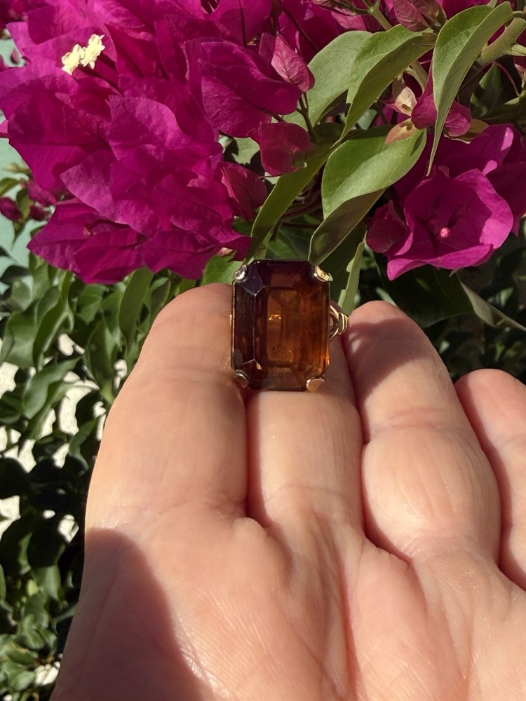 Vintage Avon Cocktail Ring Large Facted Cognac Color Glass Gold Tone Sz 6