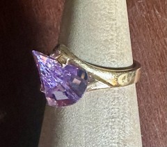 Vintage STERLING SILVER Gold Pl. Laser-cut Purple CZ Ladies Cocktail Ring Sz 8.5