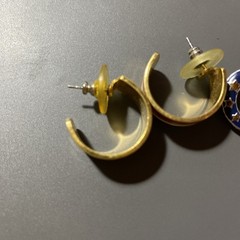 Vintage Avon Red White and Blue 10mm Wide Hoop Pierced Earrings w Heart Pin!