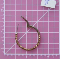 Gold Twisted Wire Hoop Single Earring – Singleton -8