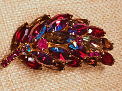 Vtg. Juliana Style Brooch Red AB Marquise Rhinestone Leaf Gold Tone 2.25″