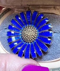 LOVELY Vintage Anton Michelson Denmark Sterling Silver Blue Enamel Daisy Pin