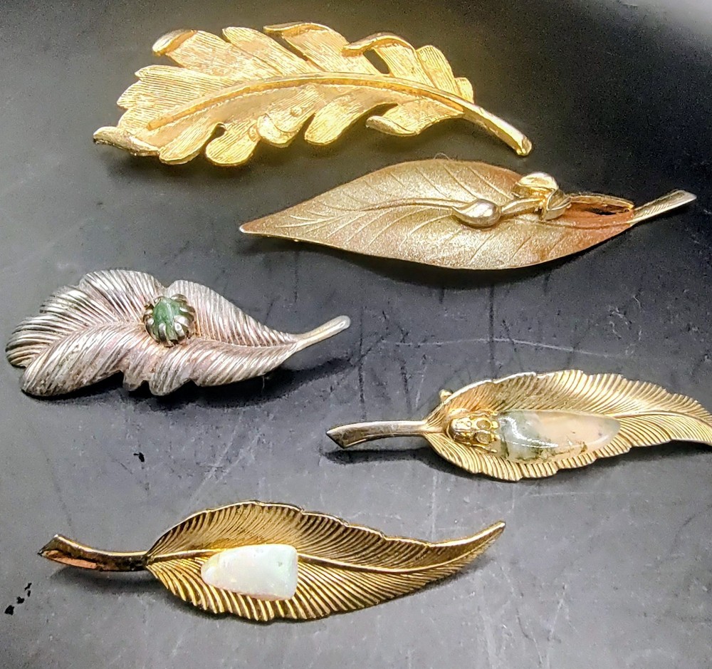 MCM Leaf Brooches -varied Goldl Tones, Some With Stones, Lot Of 5