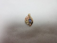 10K SOLID GOLD LEAVES NECKLACE PENDANT LAVENDER COLOR GEMSTONE ROSE & YELLOW #C