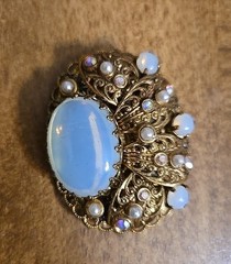 Vintage Western Germany Brooch Glass Faux Opal Gold Plated