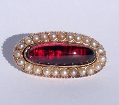 Pretty Antique Victorian 10K Gold Foiled Garnet Cabochon Pearl Pendant Pin 1886