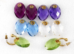JOAN RiVERS 5 COLOR INTERCHANGEABLE FACETED LUCiTE GOLD HOOP PiERCED EARRiNGS